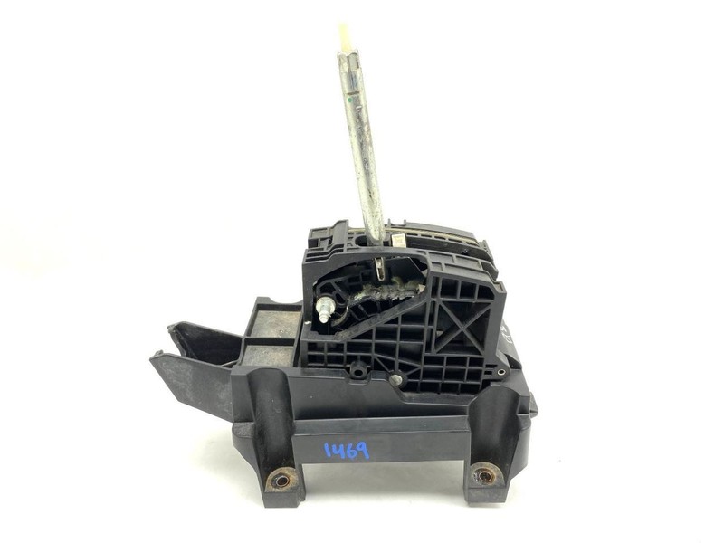 Automatic Transmission Gear Shifter 42506455 Fits 2013-2016 Buick Encore 84236