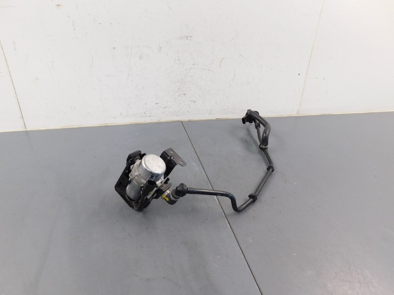 2011 Lamborghini Gallardo LP570-4 Superleggera Brake Vacuum Pump #0350 Z3