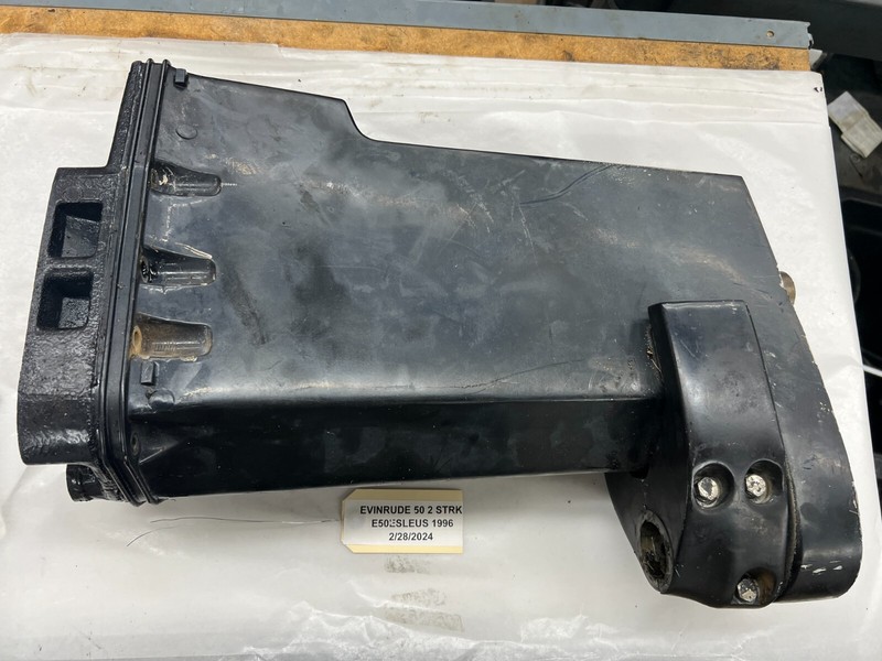 Evinrude Johnson 40hp - 50hp Inner Outer Exhaust Housing Assy 0433030 FRESHWATER