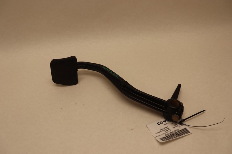 1996-2010 KENWORTH T2000 CLUTCH PEDAL E21-6001 13003AA OEM