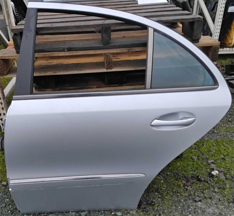 Driver Rear Side Door 211 Type Sedan E320 Fits 03-09 MERCEDES E-CLASS 52987