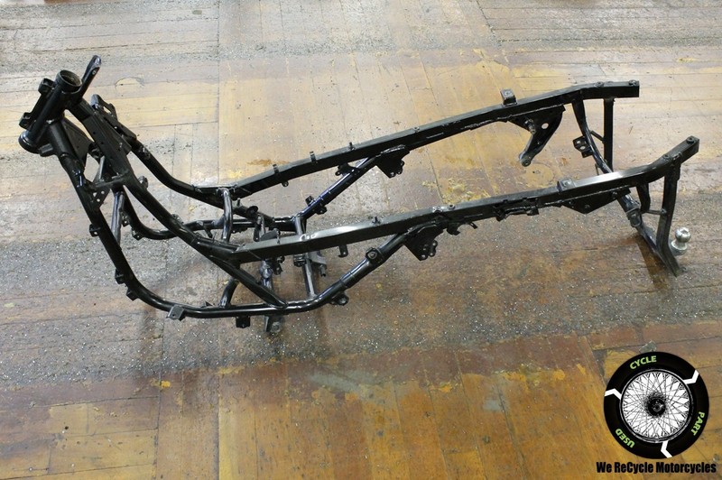 02 HONDA FSC 600 SILVERWING MAIN FRAME CHASSIS W/TOW BALL TRAILER HITCH FSC600