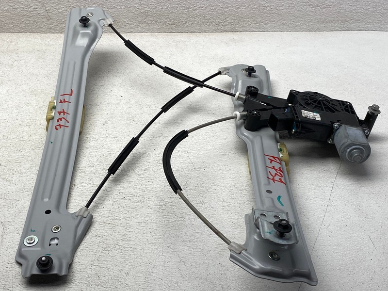 2016-2020 BUICK ENVISION FRONT LEFT DRIVER SIDE WINDOW REGULATOR OEM LOT737