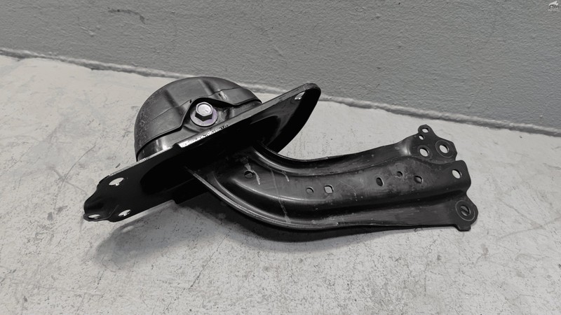 2018-2024 TOYOTA CAMRY XSE REAR PASSENGER SIDE TRAILING CONTROL ARM OEM