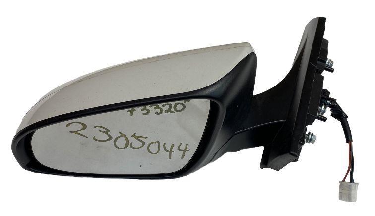 Toyota CHR door mirror 18 to 21 left side white paint code 070 OEM 87940F4040