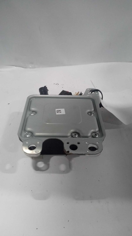 Used Air Bag Module fits: 2019 Nissan Pathfinder Air Bag center console ID 98820