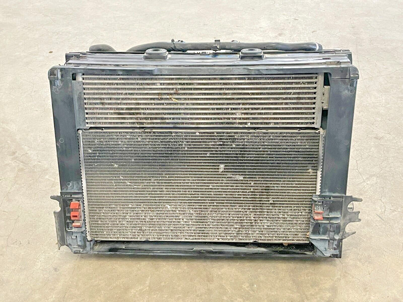 ⭐2012-2015 BMW 650I 4.4L V8 RADIATOR FAN CONDENSER COOLING CLIP ASY 113K LOT2402