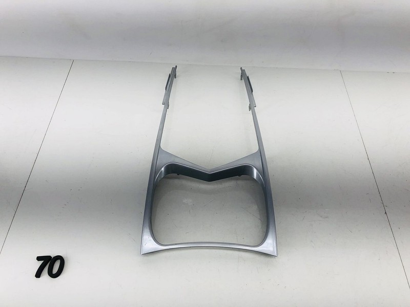 10-16 CADILLAC SRX FRONT CENTER CONSOLE SHIFTER COVER TRIM BEZEL FRAME OEM