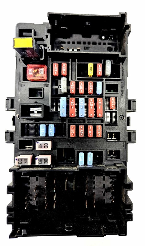2019 Cadillac Driver Side Fuse Junction Block OEM 84114432