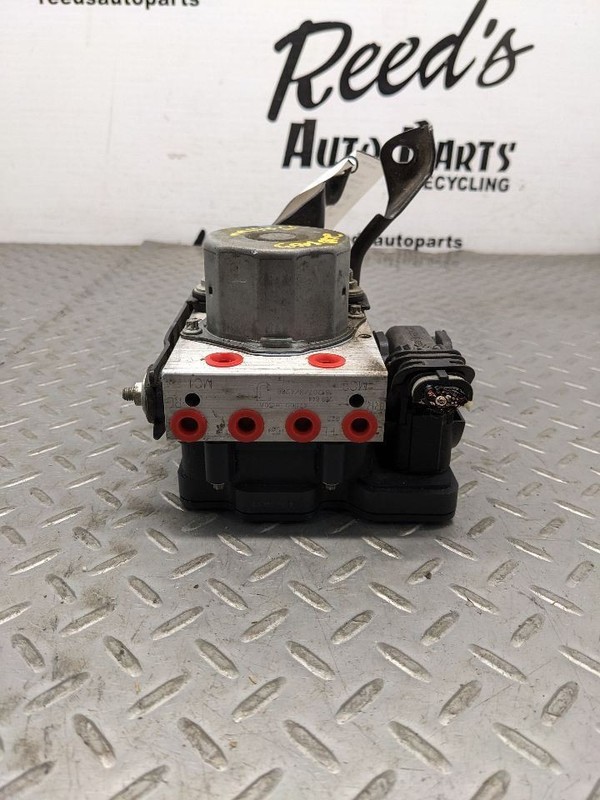 Anti-Lock Brake Part Under Hood Left Hand Fender Fits 16-17 ALTIMA 1132384