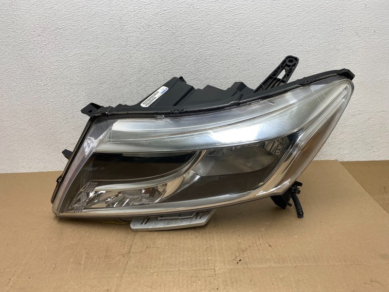 2013 to 2016 Nissan Pathfinder Left Driver LH Side Headlight Halogen DEPO AE6744