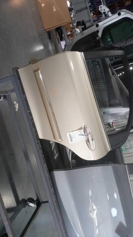 2003 Hyundai Sonata Gold Left Rear Door 264955 Good Condition No Rust