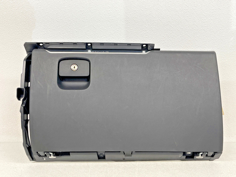 ⭐2017-2020 JAGUAR F-PACE FRONT DASH GLOVE BOX STORAGE COMPARTMENT OEM LOT2375