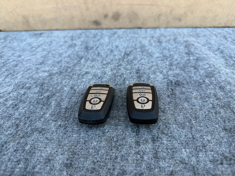FORD MUSTANG GT 2018-2023 OEM KEYLESS KEY FOB REMOTE CONTROL ASSEMBLY (SET)