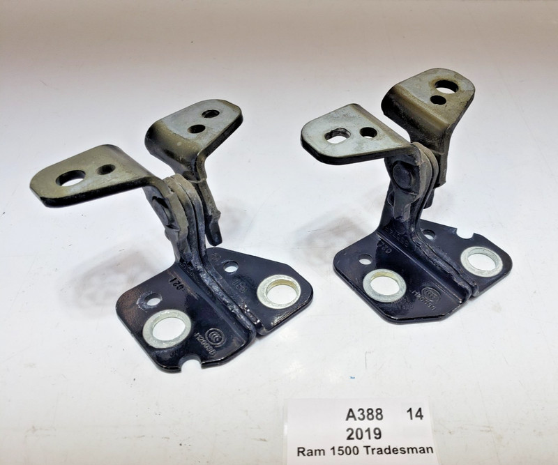 ✅ 2019-2024 OEM RAM 1500 Rear Right Passenger Lower Upper Door Hinge Black SET