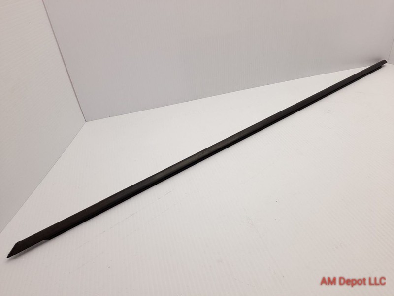 2013 BMW 320i 328i 335i 340i 330i F30 F31 Front Left Door Channel Trim Black