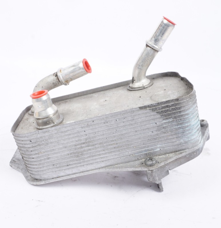 2007 -2013 BMW 328i Engine Oil Cooler Radiator 7521064OEM