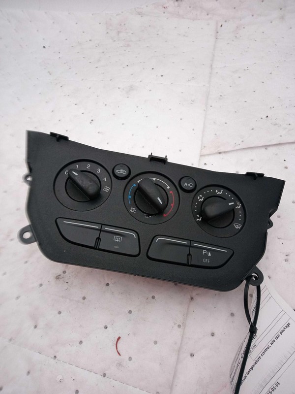 2015 Ford Transit Connect A/C Selector Switch OEM DT1T19980CA Used 118K Miles