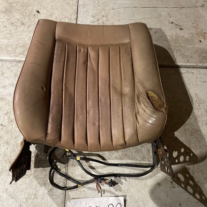 86-88 MERCEDES W126 SEDAN FRONT LEFT SEAT UPPER LEATHER BACKREST CUSHION OEM