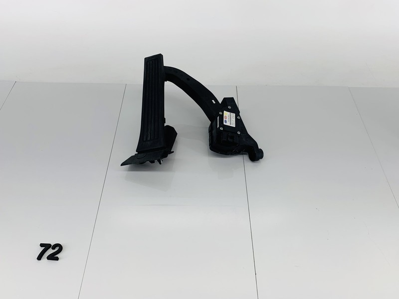 14-16 KIA CADENZA 3.3L V6 GASOLINE ENGINE THROTTLE GAS ACCELERATOR PEDAL OEM