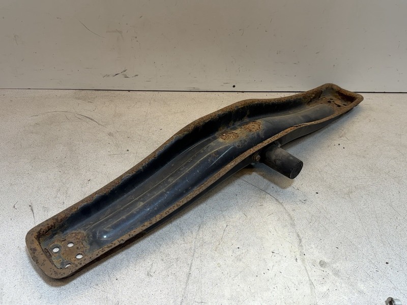 04-06 Dodge Mercedes Sprinter T1N Transmission Mount Bracket Frame Crossmember