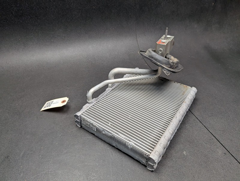 Front A/C Evaporator Core 2017 Mercedes Metris 2016 2018 2019 2020 2021 - 2023 X