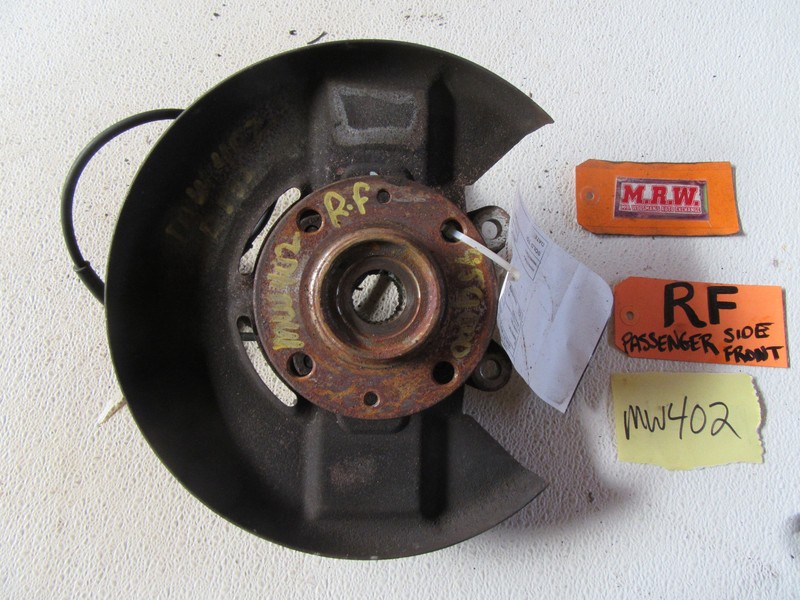 SPINDLE KNUCKLE HUB WHEEL BEARING ABS R RH RF RIGHT FRONT fits 90-98 SAAB 9000