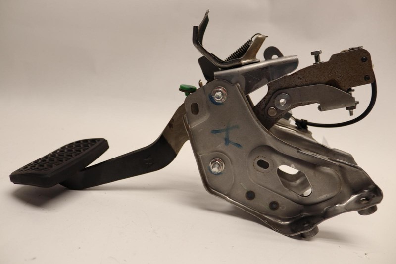 2020-2023 SUBARU LEGACY FLOOR PARK PARKING BRAKE PEDAL PAD ASSEMBLY OEM