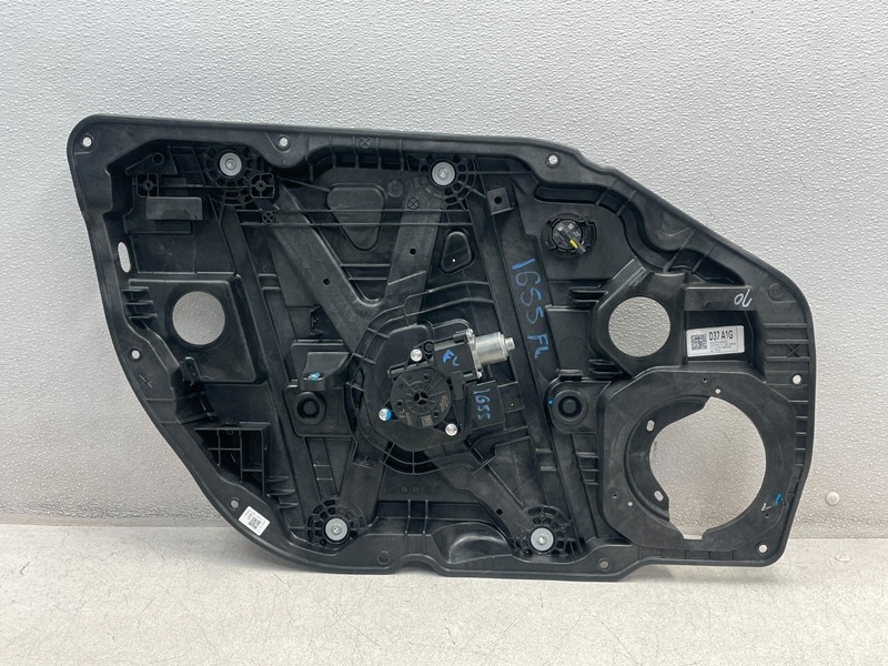 24 25 Hyundai Elantra Front Left Driver Door Window Regulator W/Motor 1655 OEM