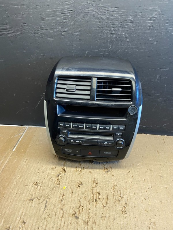 2011 to2014 Mitsubishi Outlander Sport Center Radio AM/FM Air Vent ab5867 DG