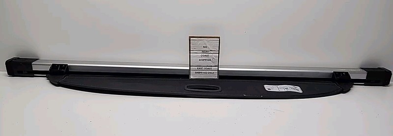 D3H15AK000TRY | 2016 - 2021 Hyundai Tucson Genuine Retractable Cargo Cover OEM