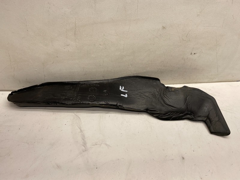 2018-2022 FORD ECOSPORT LEFT FRONT FENDER FILLER INSULATOR FOAM OEM