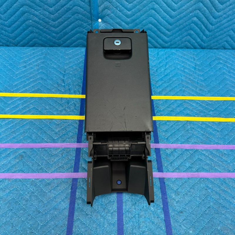 2007–2014 Audi TT Roadster Convertible Center Console Storage Compartment OEM