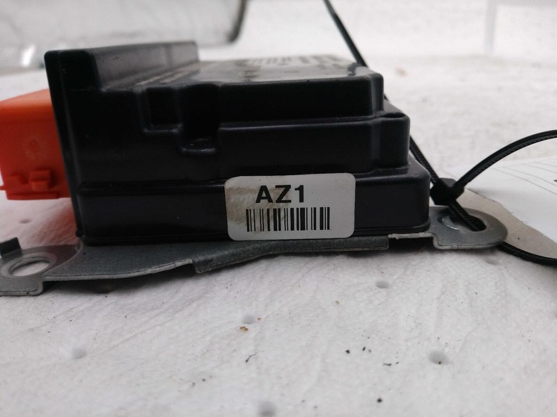 Used Air Bag Module fits: 2022 Hyundai Tucson Air Bag center console 1.6L turbo
