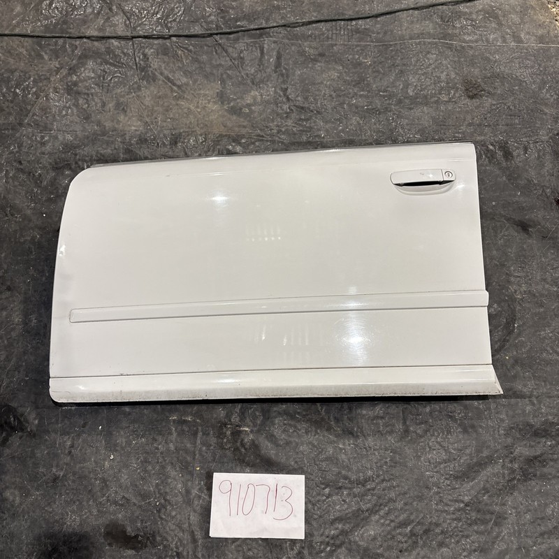 2005 - 2008 AUDI DOOR Front Left Driver SIDE White OEM