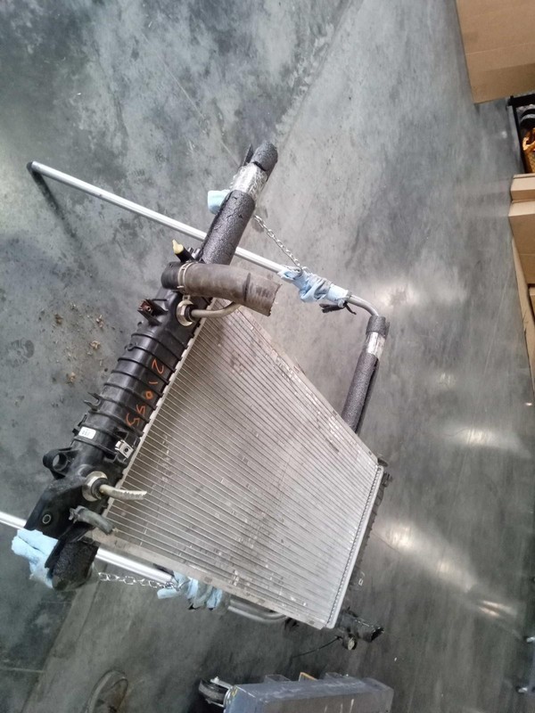 2018 GMC Sierra 1500 Radiator OEM Black 5.3L 136K Miles NJ25-21055-513803