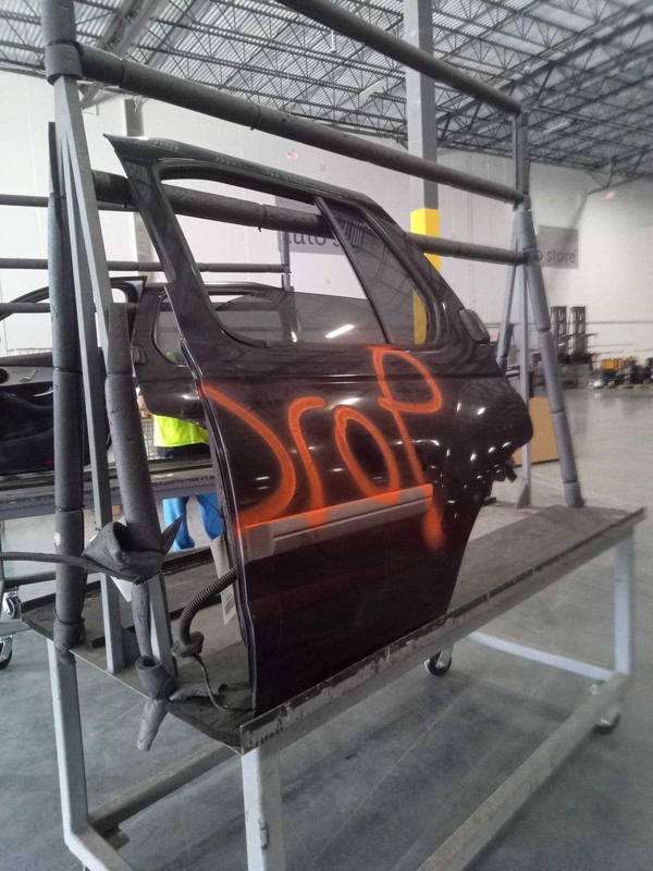 2004 Nissan Xterra Left Rear Door Black OEM Used, 280K Miles, 308215