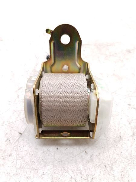 1999 LEXUS ES300 PASSENGER SIDE REAR SEAT BELT ASSEMBLY