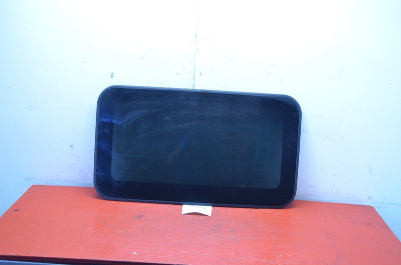 10-14 VOLKSWAGEN GOLF SUNROOF WINDOW GLASS OEM