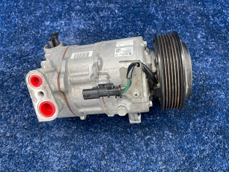 2016–2024 CHEVROLET CAMARO AIR CONDITIONING AC COMPRESSOR OEM 84313360