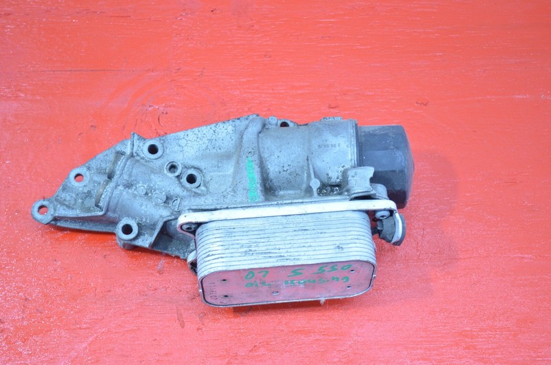 07-13 MERCEDES-BENZ W221 S550 M272 ENGINE OIL FILTER HOUSING W COOLER OEM