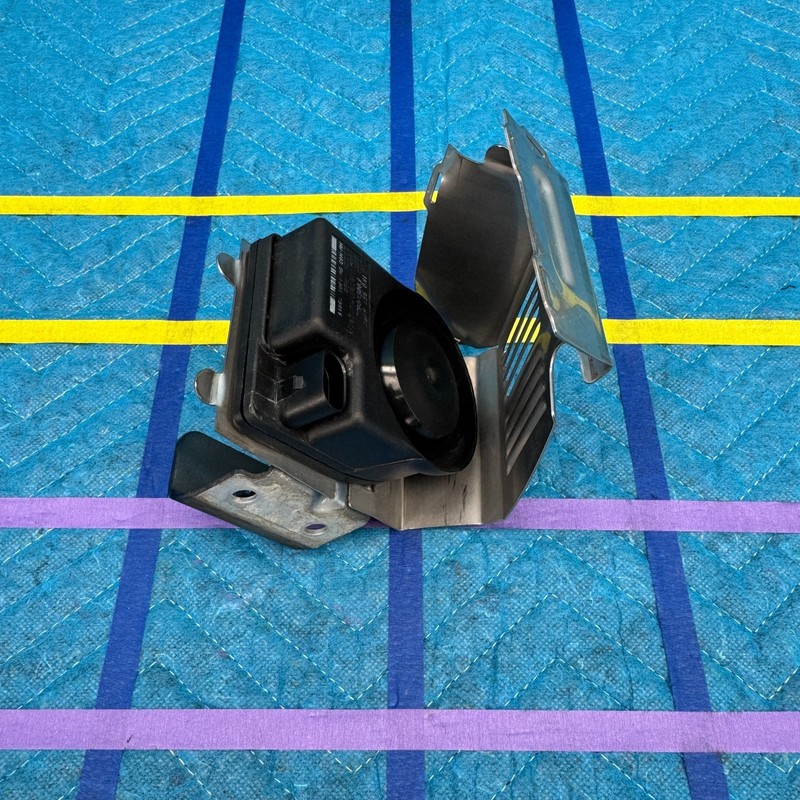 07–14 Audi TT Roadster Convertible Front Anti Theft Alarm Siren OEM 1K0951605C