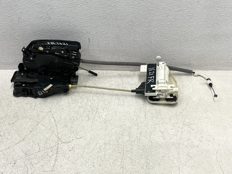 15 16 17 18 BMW X5 M F85 Front Right Passenger Door Lock Latch Actuator 1621 OEM
