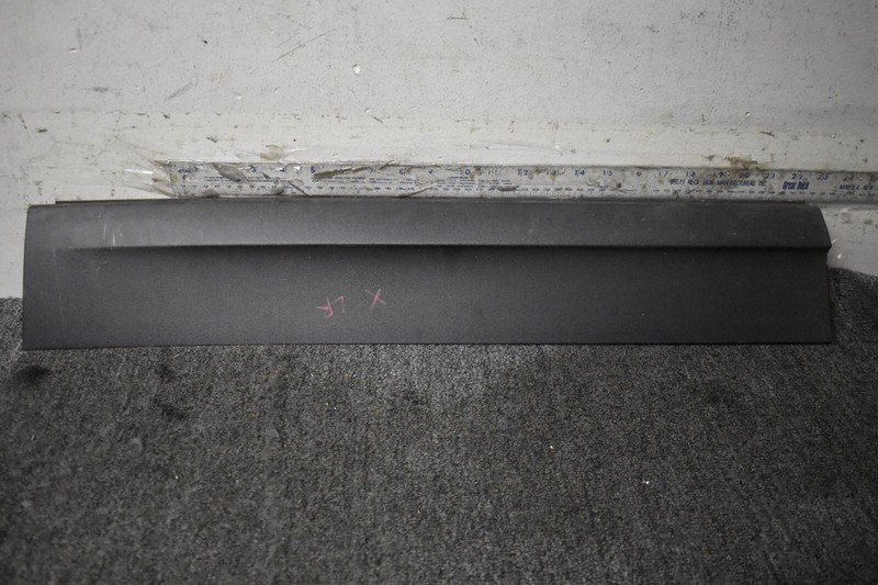 2017-2020 Porsche Cayenne Rear left side door lower molding OEM 9Y0839095D