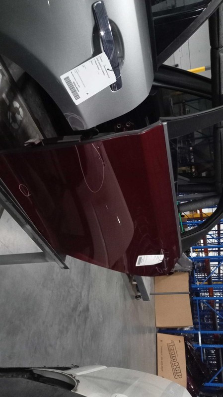 2015 Hyundai Genesis Left Rear Door 557370 - Used, 110K Miles, OEM Parts