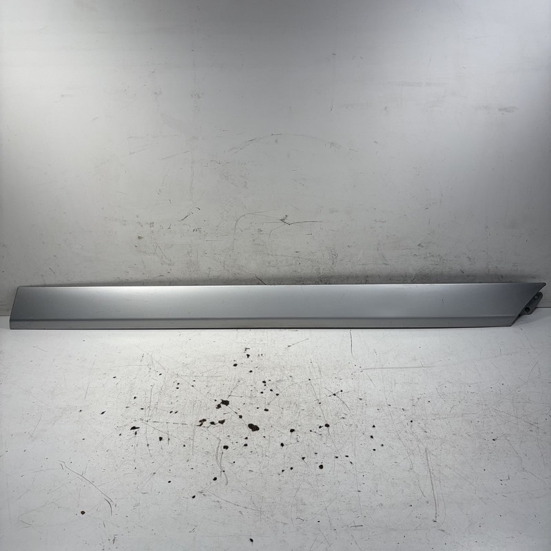 01-04 Honda Odyssey Left Sliding Door Rail Cover Silver 72585-S0X-A00ZZ OEM