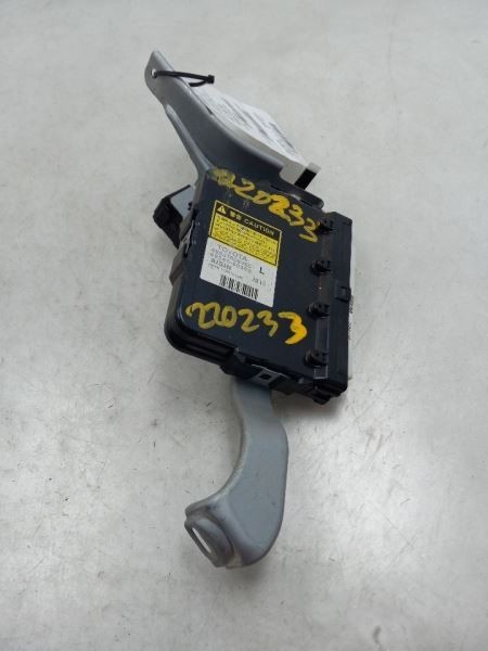 Chassis ECM ABS Skid Control Left Hand Kick Panel Fits 03-04 LEXUS GX470