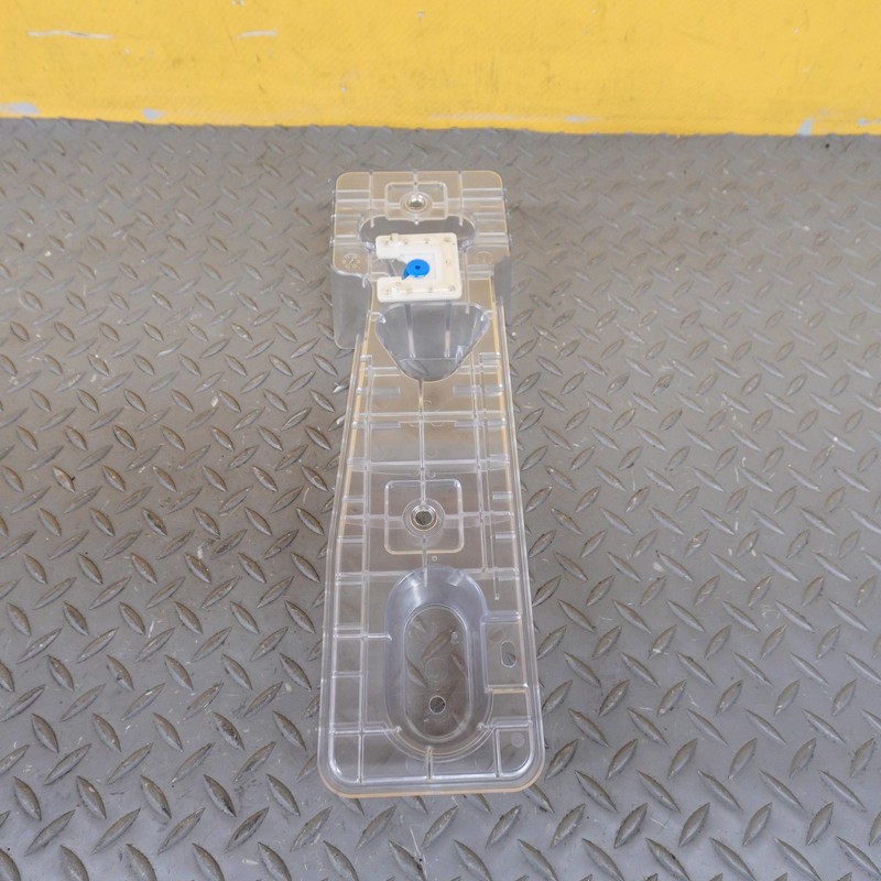 2016-2020 TESLA MODEL X 2ND ROW SEAT RIGHT SIDE FLOOR LOAD BRACKET 1075699-00-D