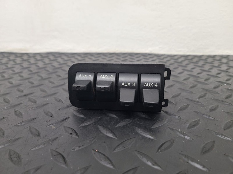 05-07 Ford F250SD F350SD Dash Auxilary AUX Switch OEM 7C3Z-13D730-AA