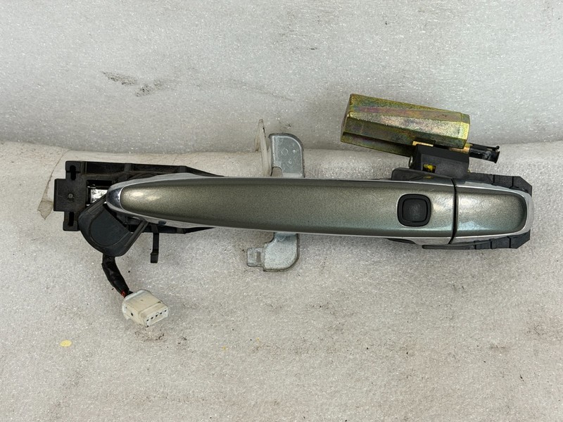 2004-2006 LEXUS LS430 REAR LEFT DRIVER DOOR EXTERIOR HANDLE OLIVE #021